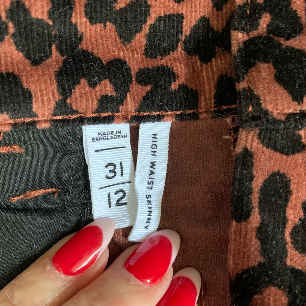 Corduroy LOFT leopard print pants NWOT SZ 31/12 jeans winter pants - Picture 8 of 10